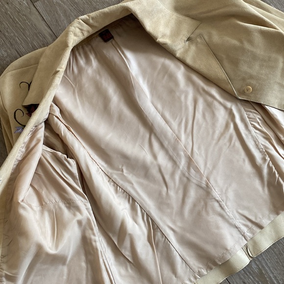 Genuine Leather Danier Painted Set! - Picture 9 of 10